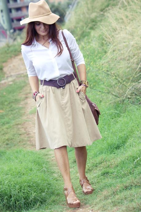 Dressgal: falda con cinturón