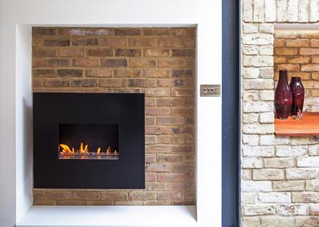 Reforma y anexo acristalado en vivienda histórica de Londres