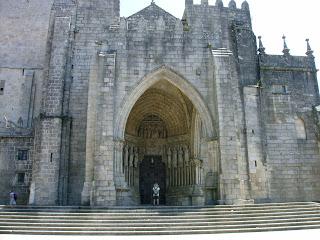 DE TUY A VALENÇA DO MINHO: MONUMENTAL ENTRADA A PORTUGALL...