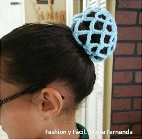 Una moñera tejida (A crochet cap for hair bum)