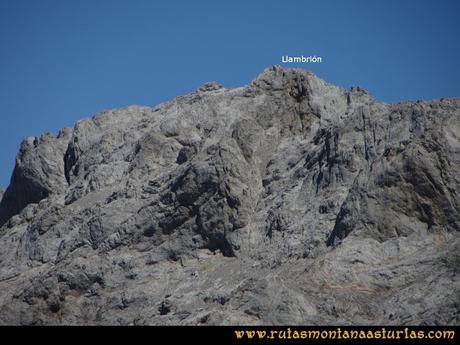 Ruta a la Torre del Friero: Vista del Llambrión