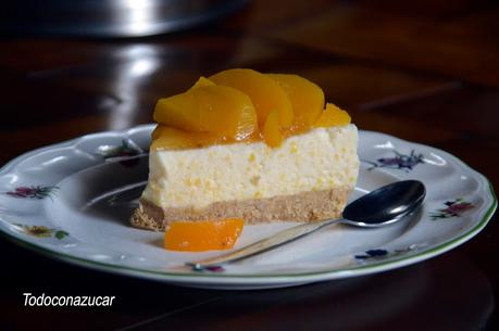 TARTA DE QUESO Y MELOCOTÓN