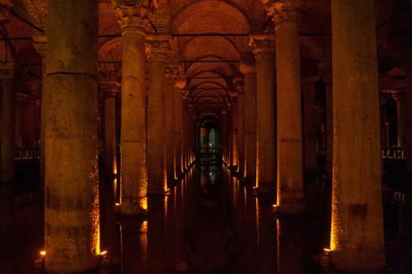 La basílica-cisterna o el palacio sumergido. Foto: Sara Gordón