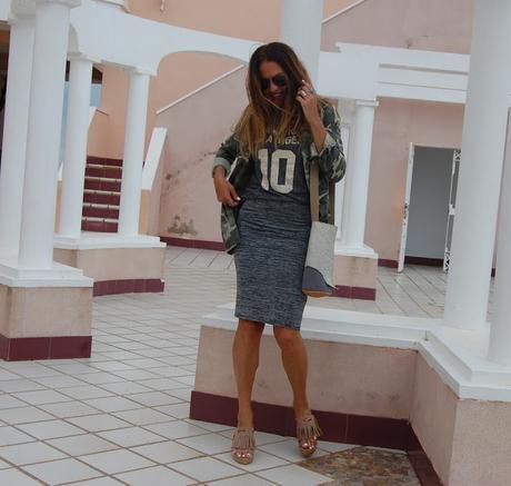 gRISES + cAMUFLAJE + fLECOS #nOUNIFORMES gRISES + cAMUFLAJE + fLECOS #nOUNIFORMES