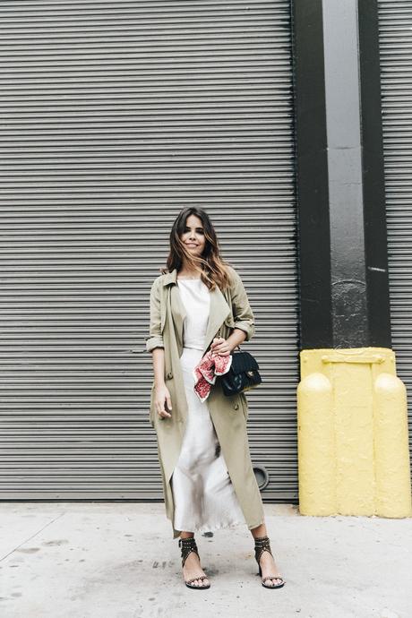 Rebecca_Minkoff-NYFW-New_York_Fashion_Week-Slip_Dress-Long_Trench-Chanel_Vintage-Outfit-Street_Style-24
