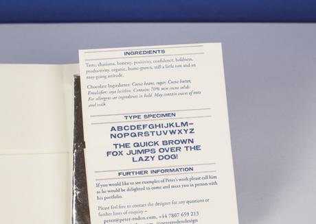 Un estudiante transforma su currículum en una deliciosa tableta de chocolate