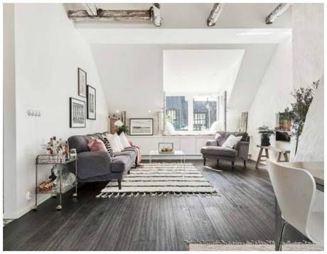 Suelo de madera de colores