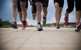 Qué es mejor, correr en cinta o al aire libre?
