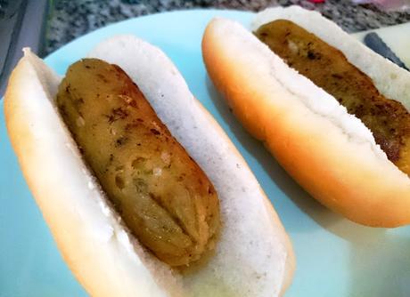 Perritos calientes de seitán