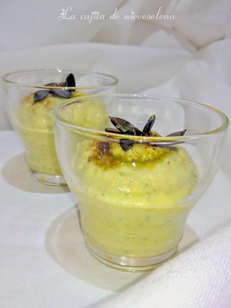 Hummus de cilantro y pera