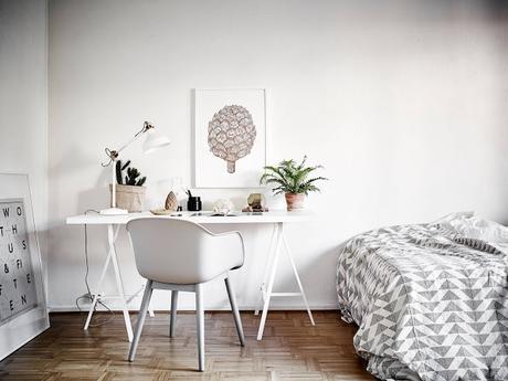 Atmósfera de otoño en un pequeño apartamento