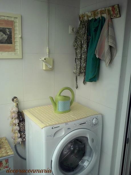 ♥ ♥ ♥ OTRA PERCHA ( ORDEN EN EL CUARTO DE LAVADO: TERCERA PARTE)