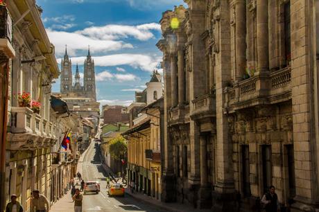 Quito, despacito y en pedacitos