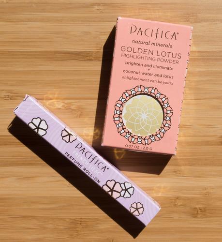 PACIFICA | French lilac perfume y Golden Lotus iluminador