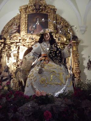 La Pastora de Cantillana en el Rosario público de la Pastora de Marchena