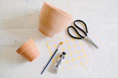 DIY: Unas macetas delicadas de terracota
