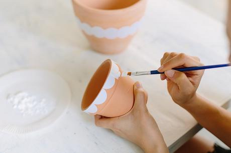 DIY: Unas macetas delicadas de terracota