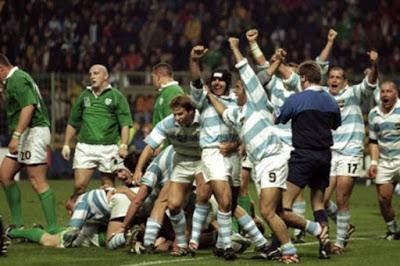 Historias ovaladas: Australia campeón y batacazo argentino en Gales’99