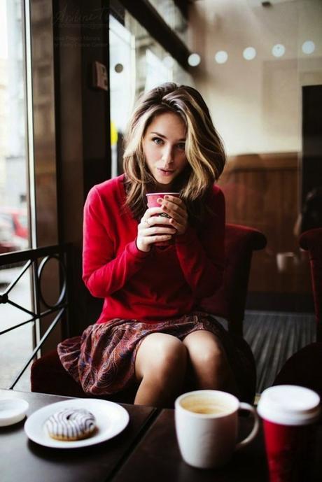 THE FASHION WEEKS FAIRY TALES THE FASHION WEEKS FAIRY TALES