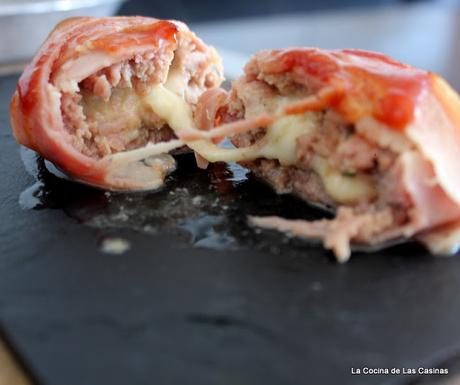 Bolitas de Carne Picada con Mozzarella, Bacon y Salsa Barbacoa