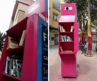 Una antigua cabina telefónica es convertida en un espacio para intercambiar libros en Salamanca