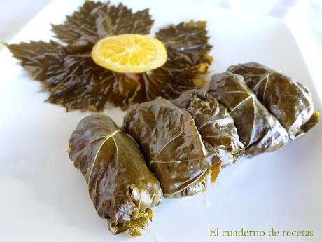 Dolmas { Hojas de Parra Rellenas }