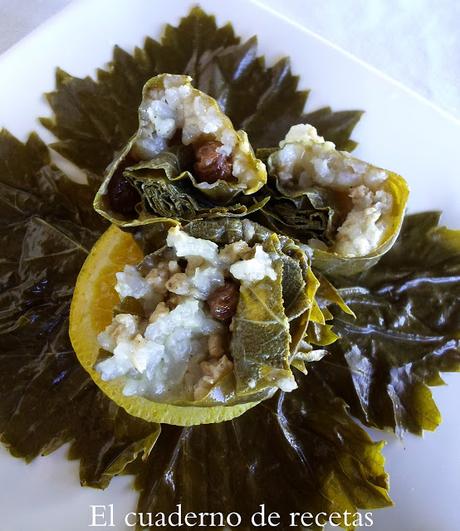 Dolmas { Hojas de Parra Rellenas }