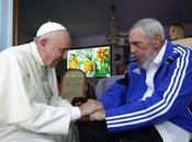 "Dos revolucionarios frente frente", artículo sobre encuentro Papa Fidel.