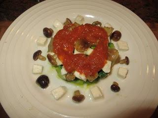 TIRAS CINTAS DE CALABACÍN CON SETAS Y MOZZARELLA