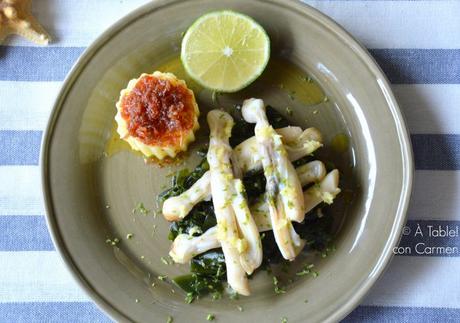 Navajas con Algas Wakame y Cremoso de Patata con Hueva Maruca