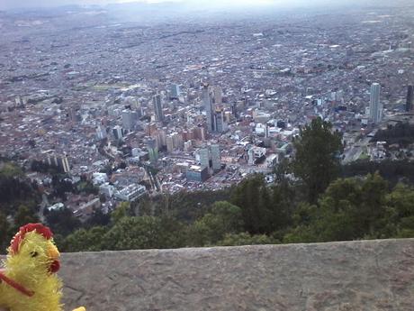 Viajar libros (12): Bogotá - El ruido de las cosas al caer