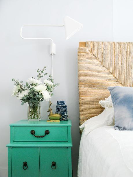 Un mesilla reciclada es la protagonista.