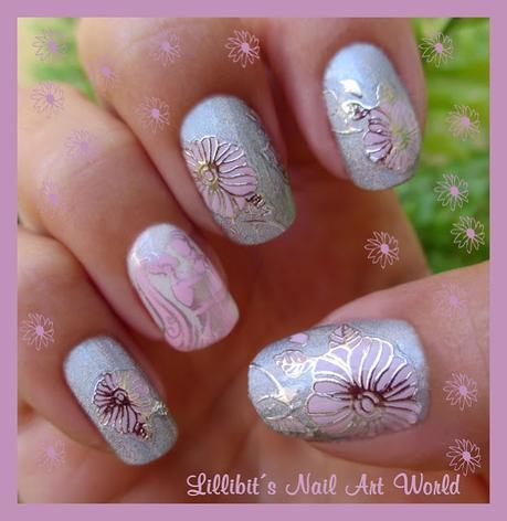 Manicura de aniversario de boda con flores románticas de LadyQueen