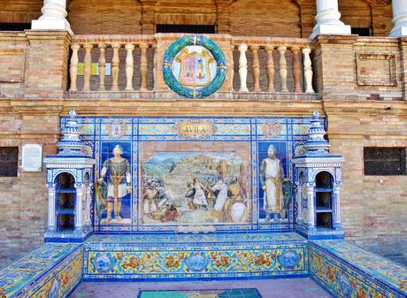 Los bancos de la Plaza de España (7): Ávila.