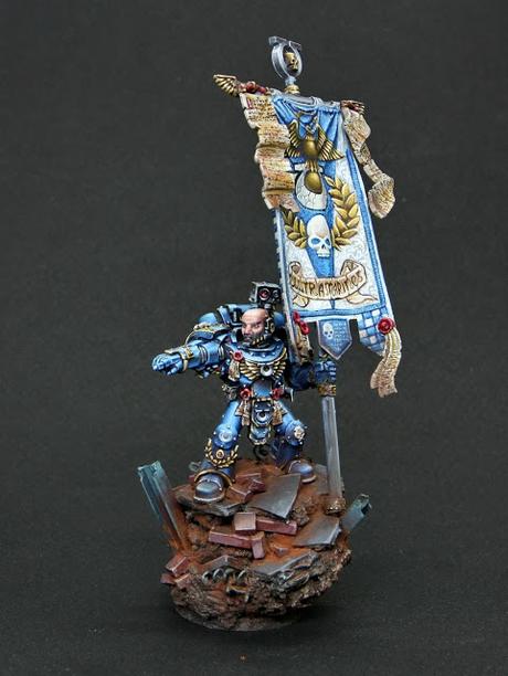Portaestandarte de los Ultramarines para Warhammer 40000