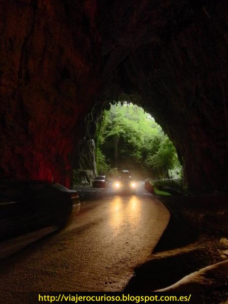 Cuevas del Agua: Una Aldea oculta detrás de una Increíble Cueva Natural