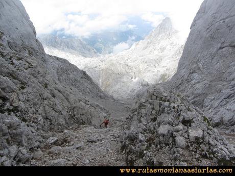 Ruta Pan de Carmen, Torre de Enmedio: Parte final de la subida a la Horcada de Santa María
