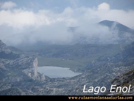 Ruta Pan de Carmen, Torre de Enmedio: Lago Enol