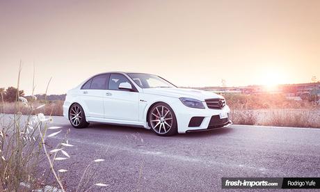 mercedes-c63-amg-prior-design-puesta-sol-lila