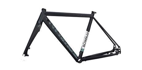 Bowman Pilgrims, un interesante cuadro que busca sacar provecho de su geometría RoadPlus