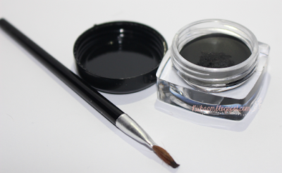 Review ~ eBay Black Gel Eyeliner