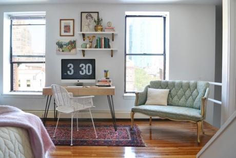 Mezclando colores en tu decoracion Sillon vitoriano en el dormitorio