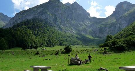 Merendero en la Artiga de Lin