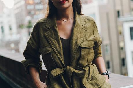 Khaki_Outfit-New_York-Where_To_Stay-NH_Hotels-Saint_Laurent_Bag-22