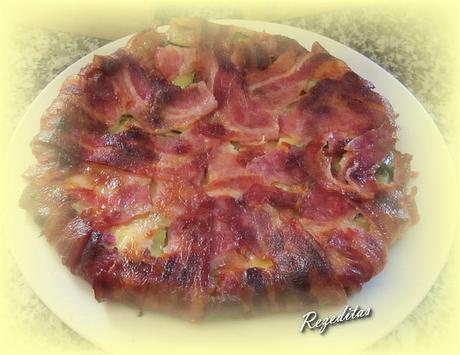 PASTEL SALADO DE CALABACIN, BACON Y QUESO