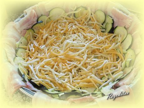 PASTEL SALADO DE CALABACIN, BACON Y QUESO