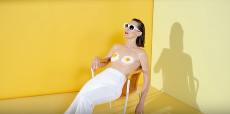 Así le llaman a los senos en Francia