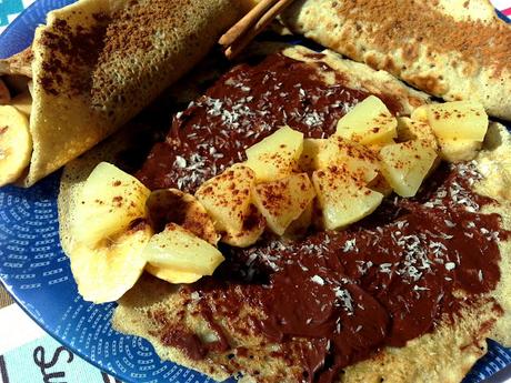 Crepes veganos con crema de cacao y plátano