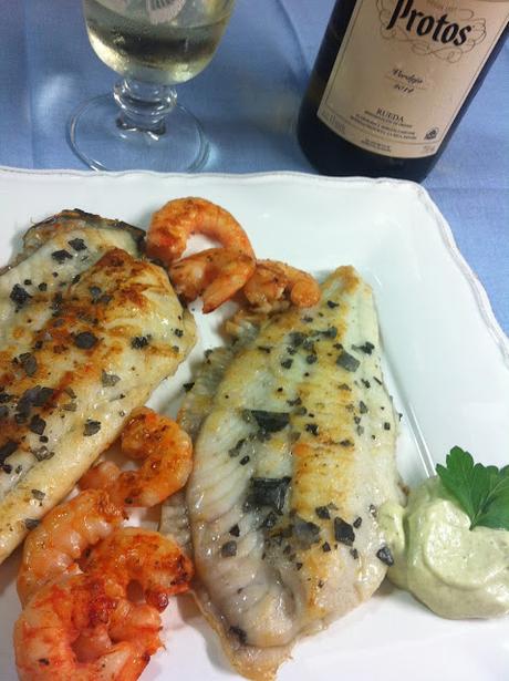 Rodaballo Con Mayonesa Verde De Encurtidos