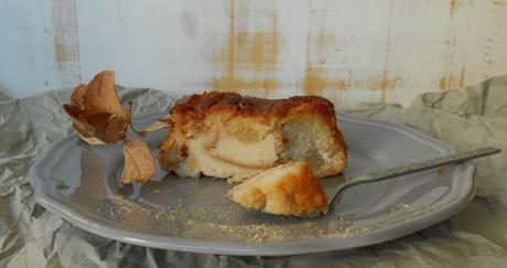 Budín de pan con peras y jengibre